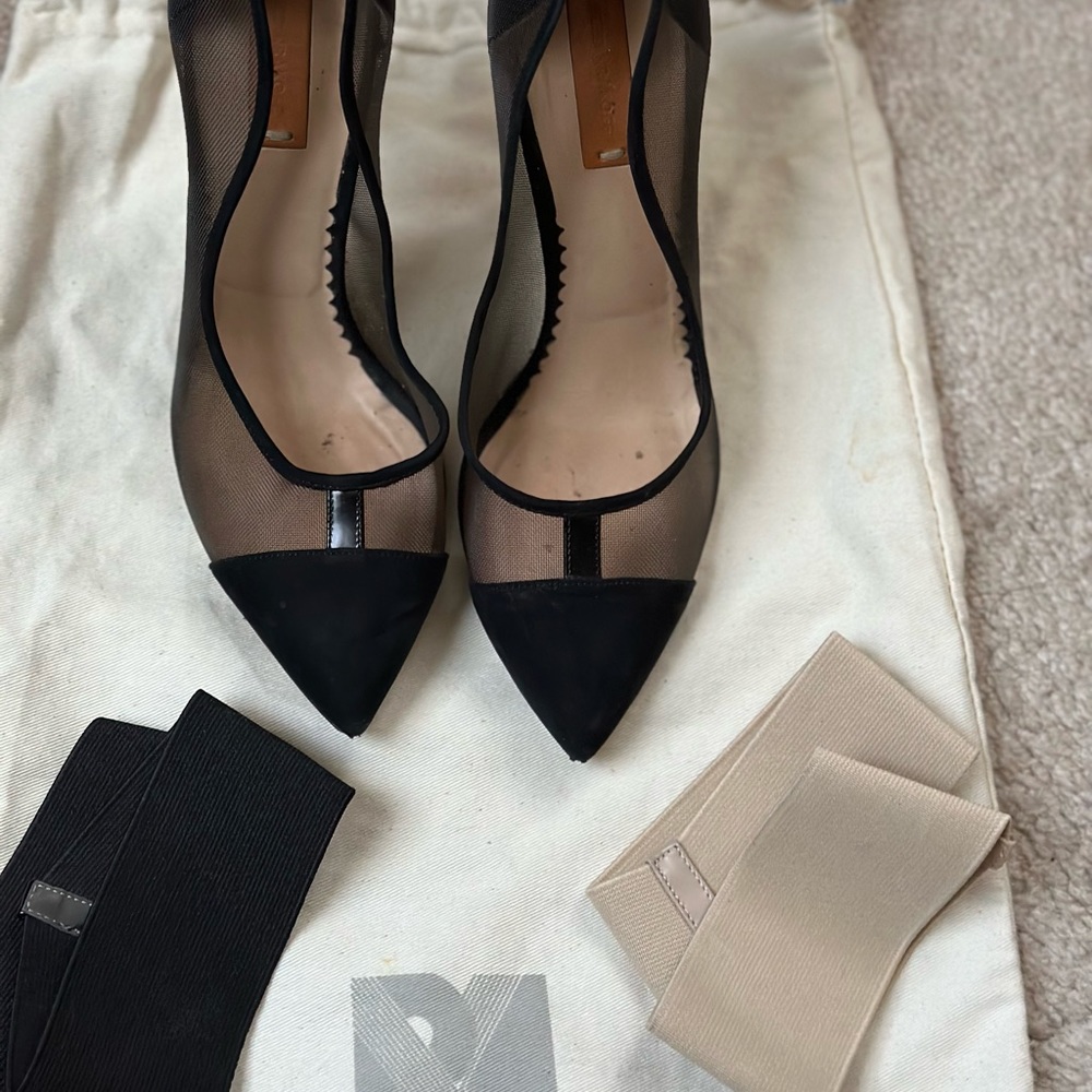 Black mesh w/ suede toes. Size 6. Dust bag & detachable bands to style the shoe.